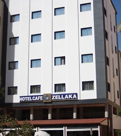 Zellaka Hotel & Cafe Kourigha Exteriör bild
