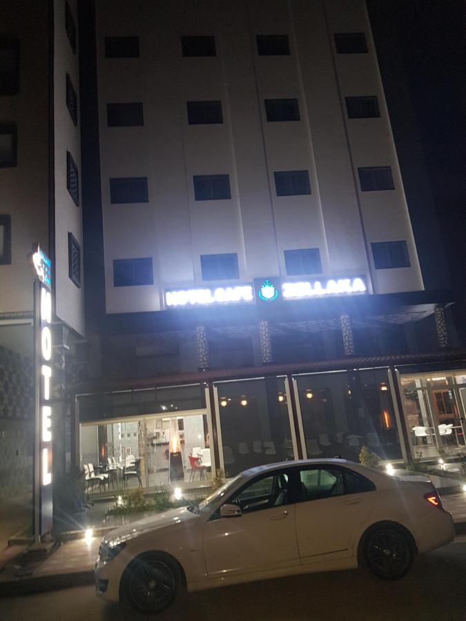 Zellaka Hotel & Cafe Kourigha Exteriör bild